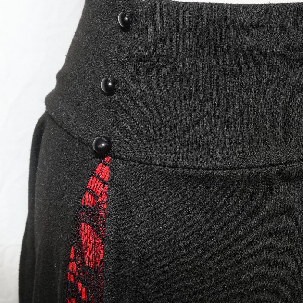 Red Skulls Goth Punk Midi Skirt Womens XL Black AUC - Picture 4 of 7